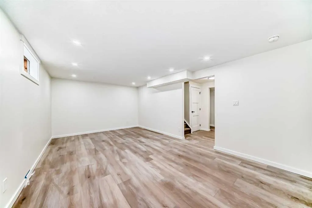 64 Woodstock Road SW