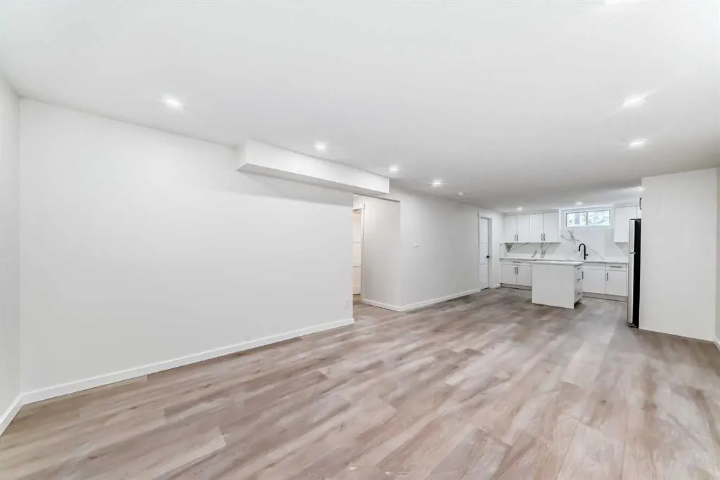 64 Woodstock Road SW