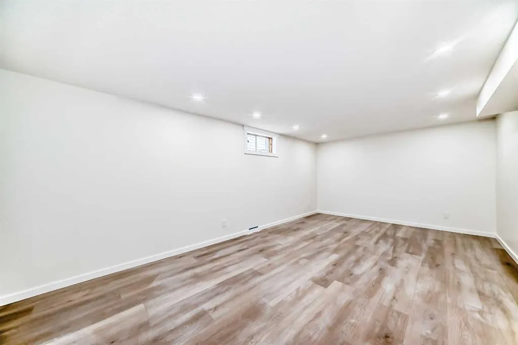 64 Woodstock Road SW