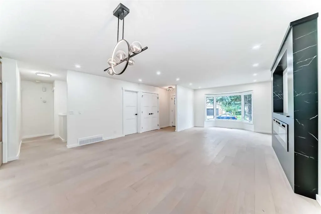64 Woodstock Road SW