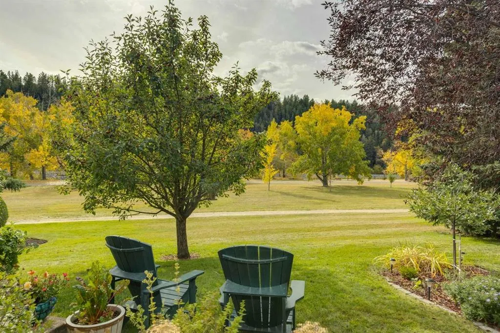 3841 Point Mckay Road NW