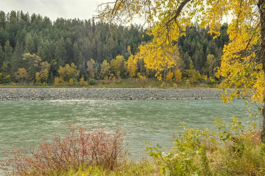 3841 Point Mckay Road NW