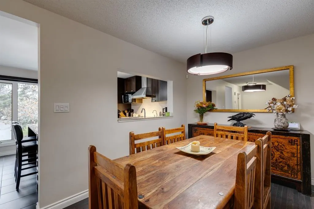 3841 Point Mckay Road NW