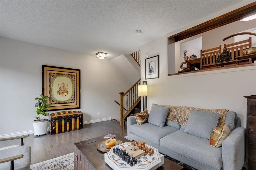 3841 Point Mckay Road NW