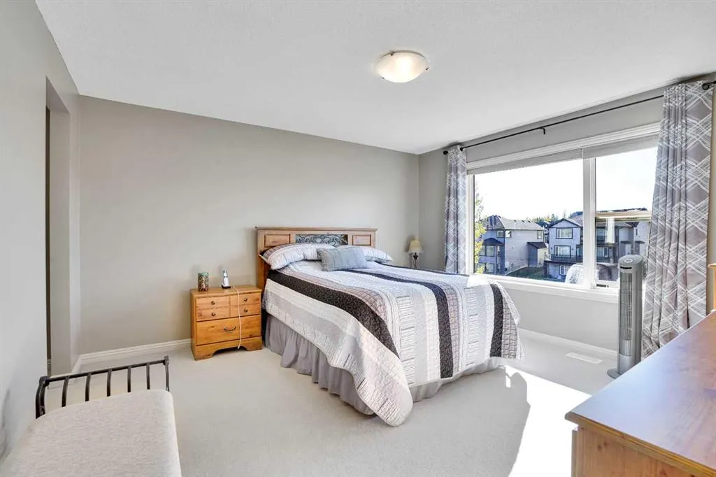 172 Seagreen Way