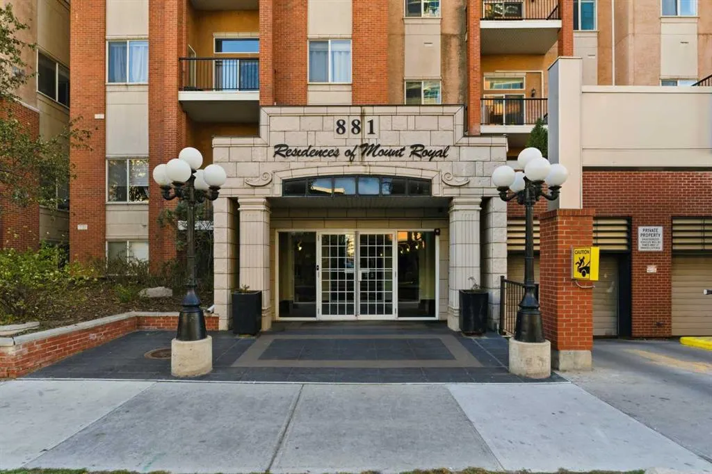 881 15 Avenue SW, #404