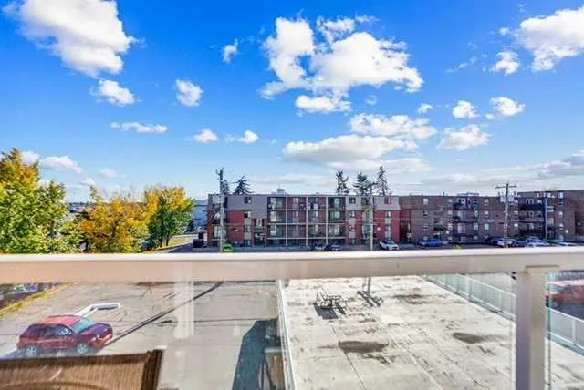 501 57 Avenue SW, #405