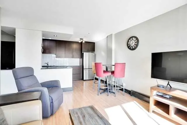 501 57 Avenue SW, #405