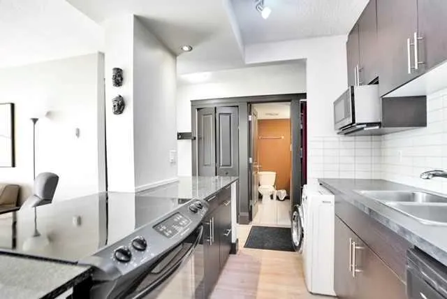 501 57 Avenue SW, #405