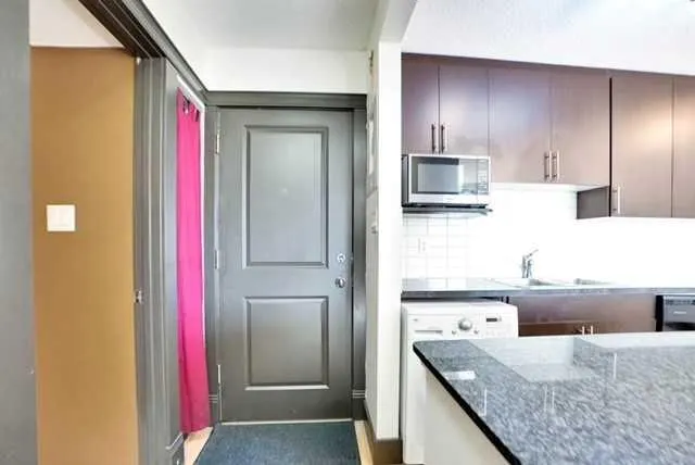 501 57 Avenue SW, #405