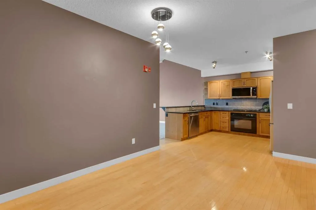 3412 Parkdale Boulevard NW, #407