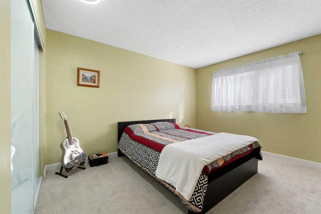 3 Isbister Avenue