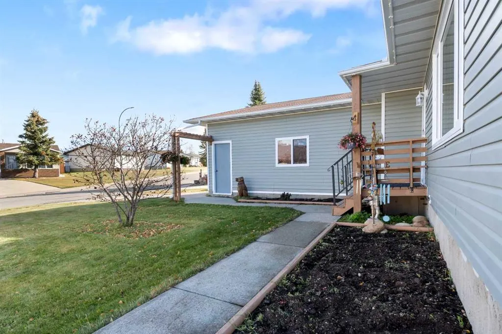 3 Isbister Avenue
