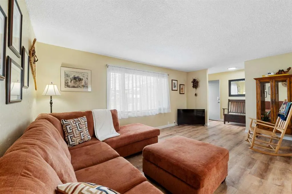 3 Isbister Avenue