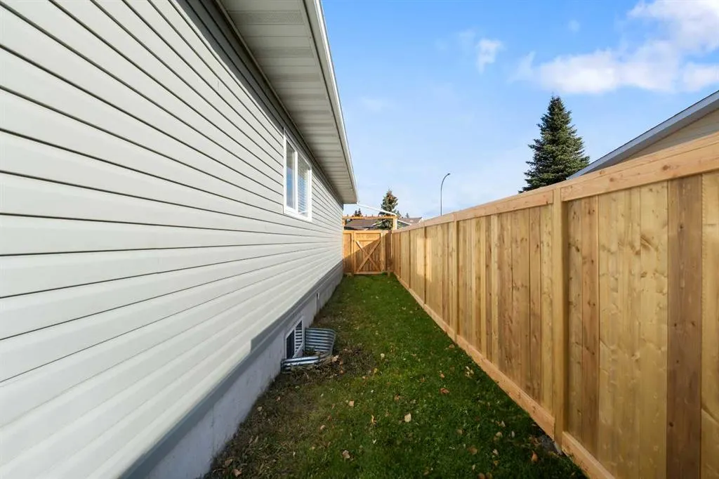 3 Isbister Avenue