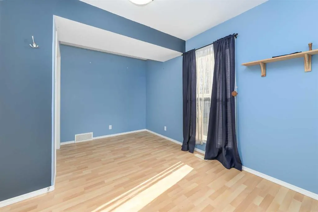 39 KIRTON Close