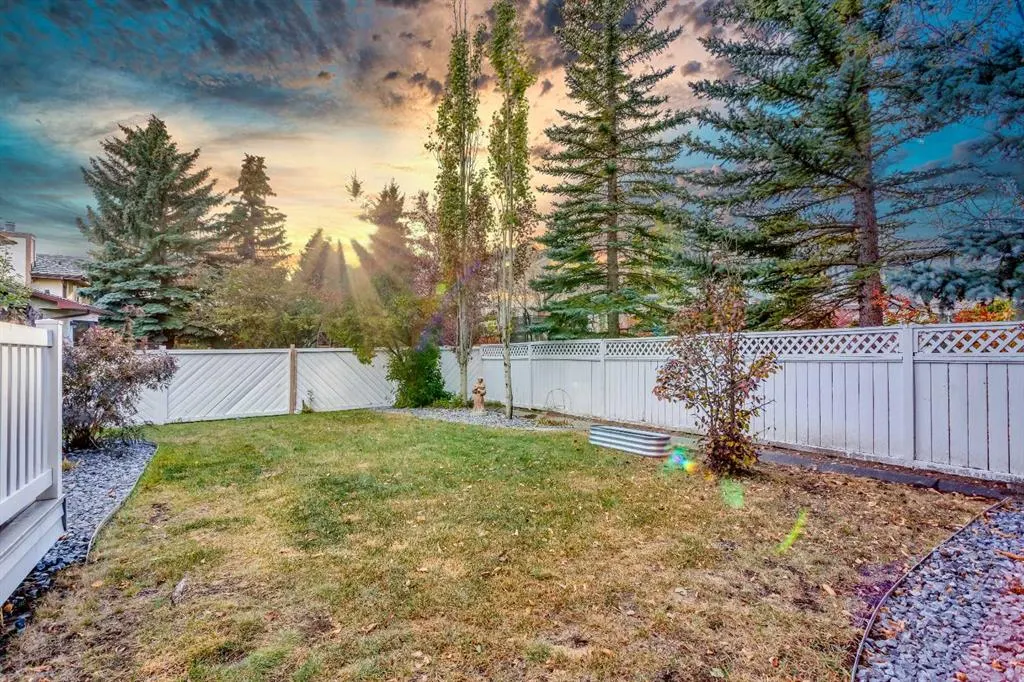 8311 Hawkview Manor Road NW