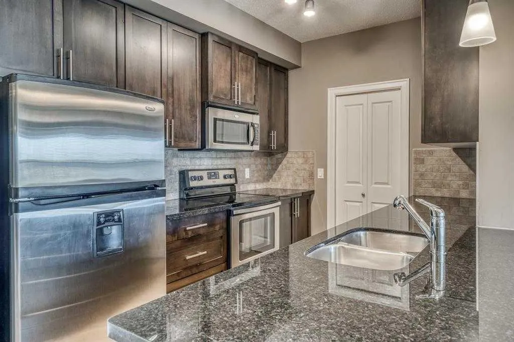 88 Arbour Lake Road NW, #415