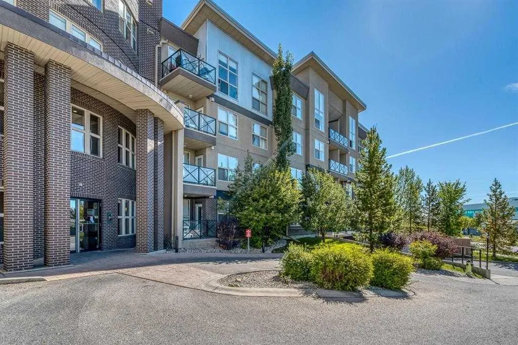 88 Arbour Lake Road NW, #415
