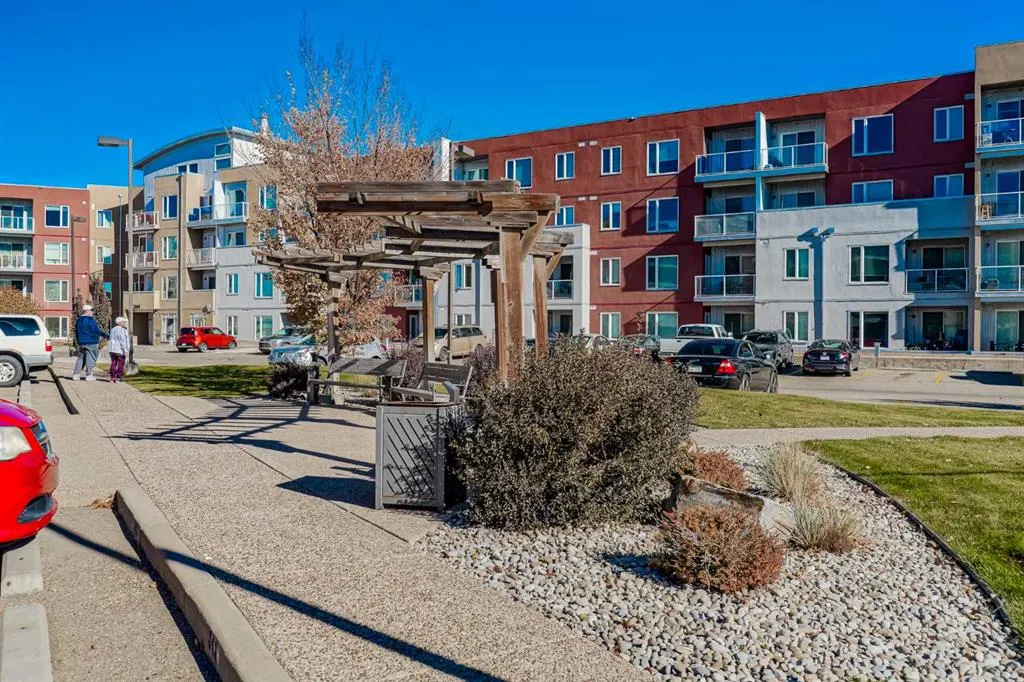 604 East Lake Boulevard NE, #1318