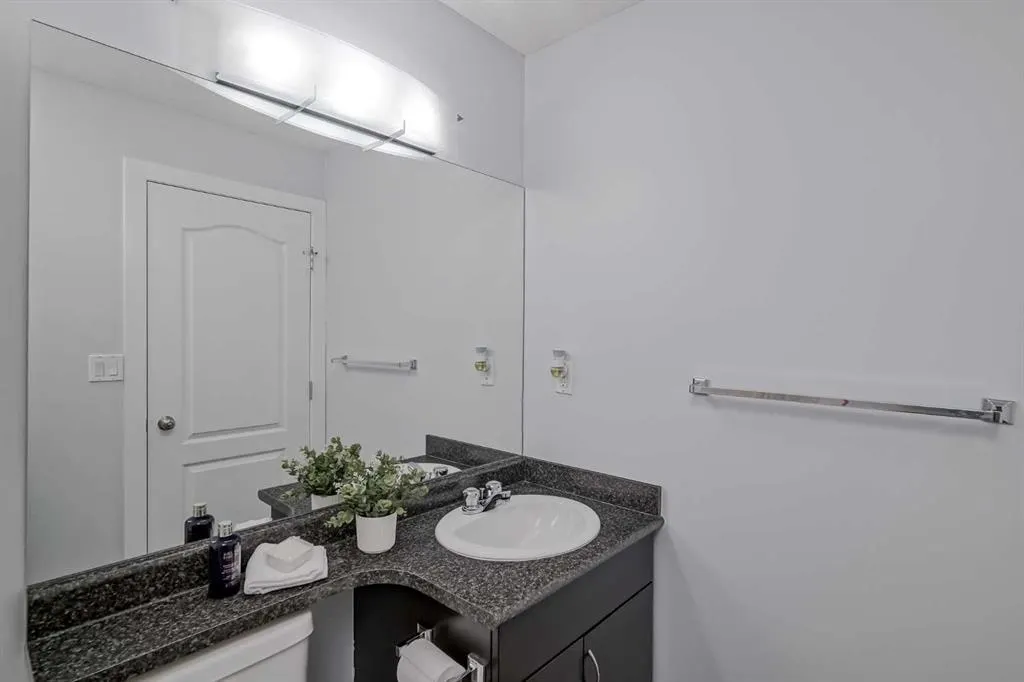 604 East Lake Boulevard NE, #1318