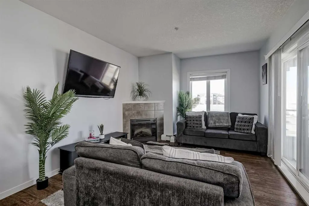 604 East Lake Boulevard NE, #1318