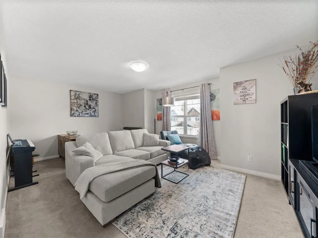 97 Evansbrooke Way NW