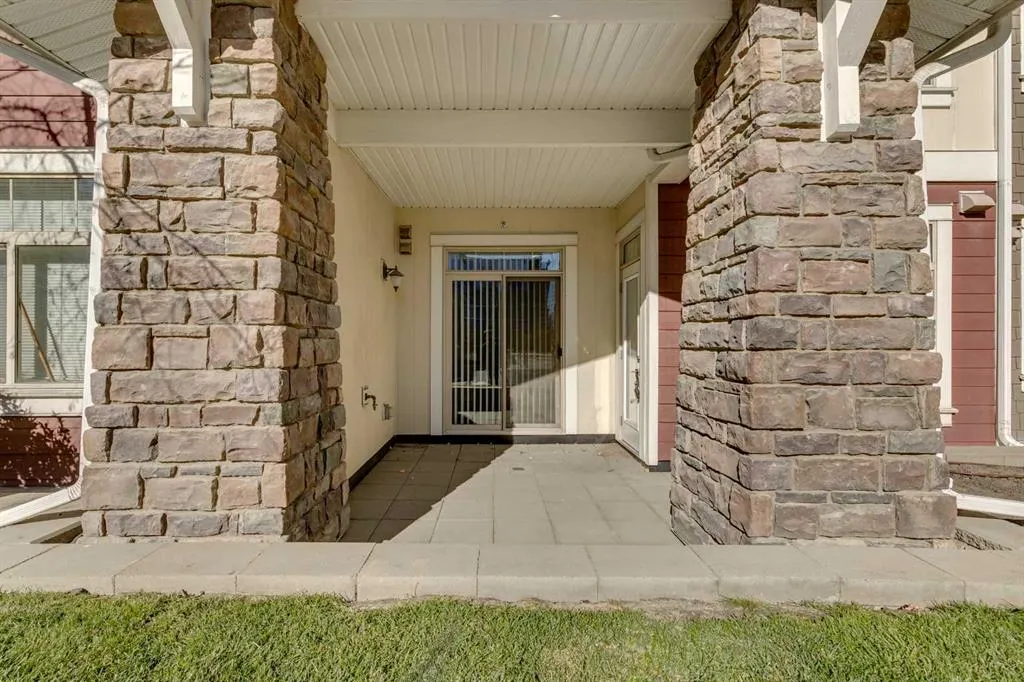28 Auburn Bay Link SE, #111