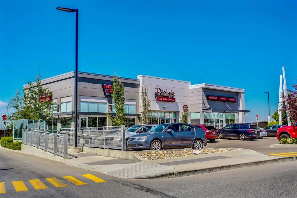 28 Auburn Bay Link SE, #111