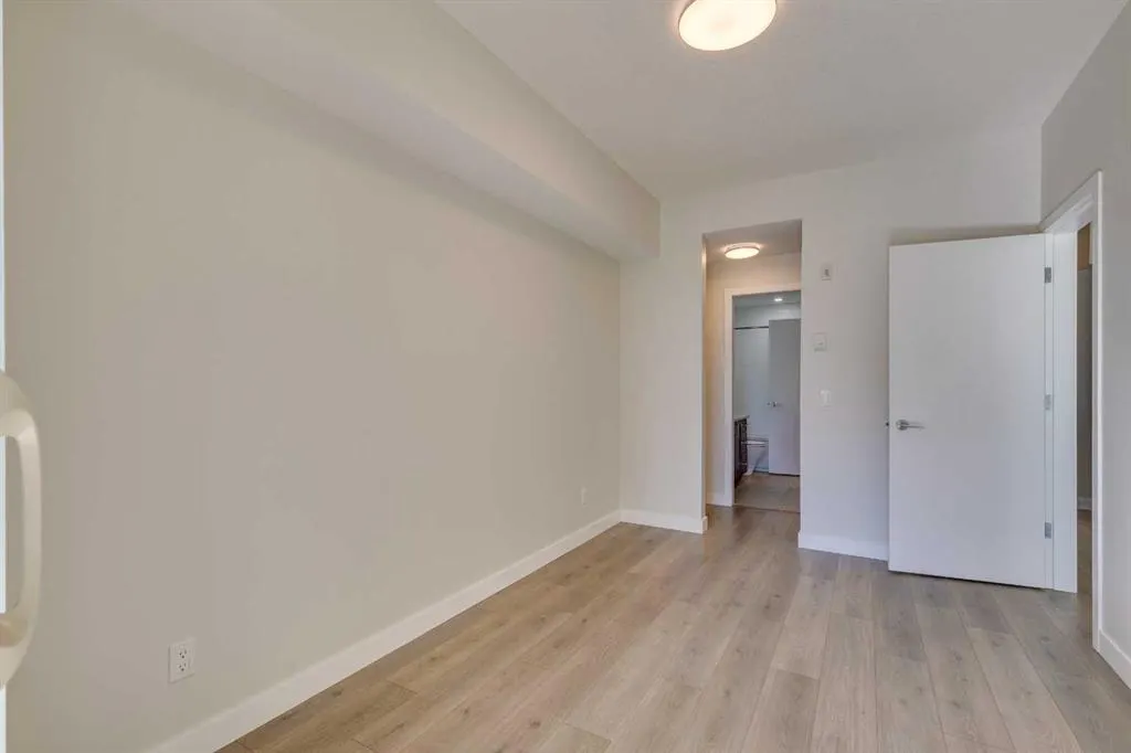 28 Auburn Bay Link SE, #111