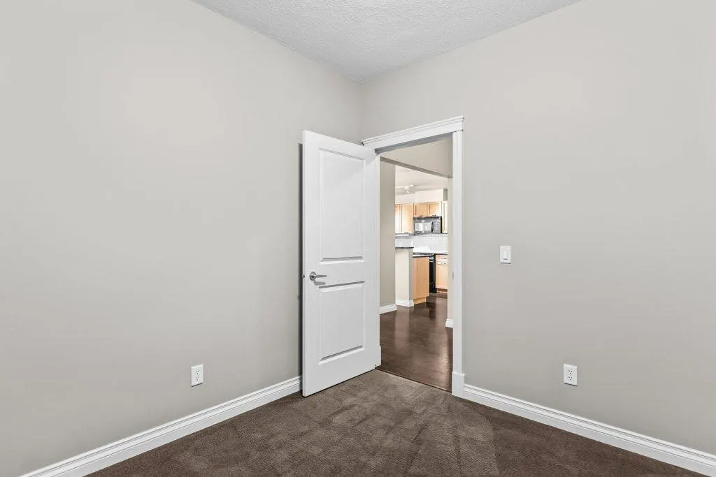 140 Stonecreek Road, #106