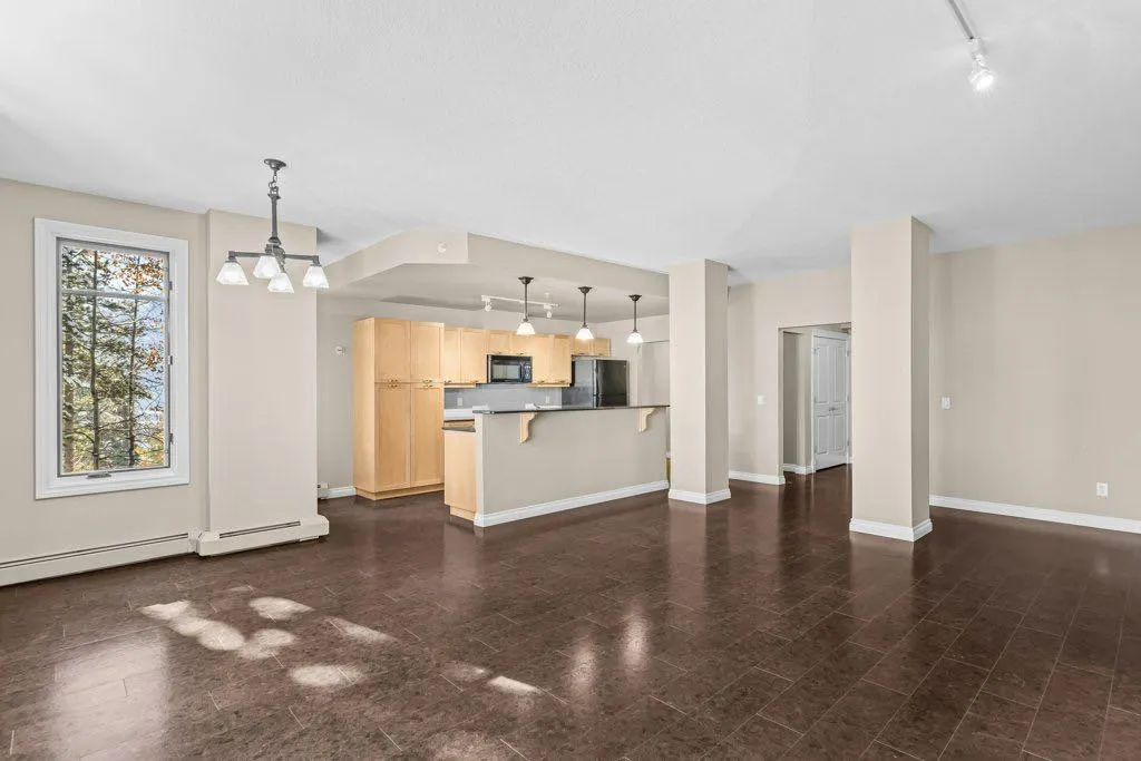 140 Stonecreek Road, #106