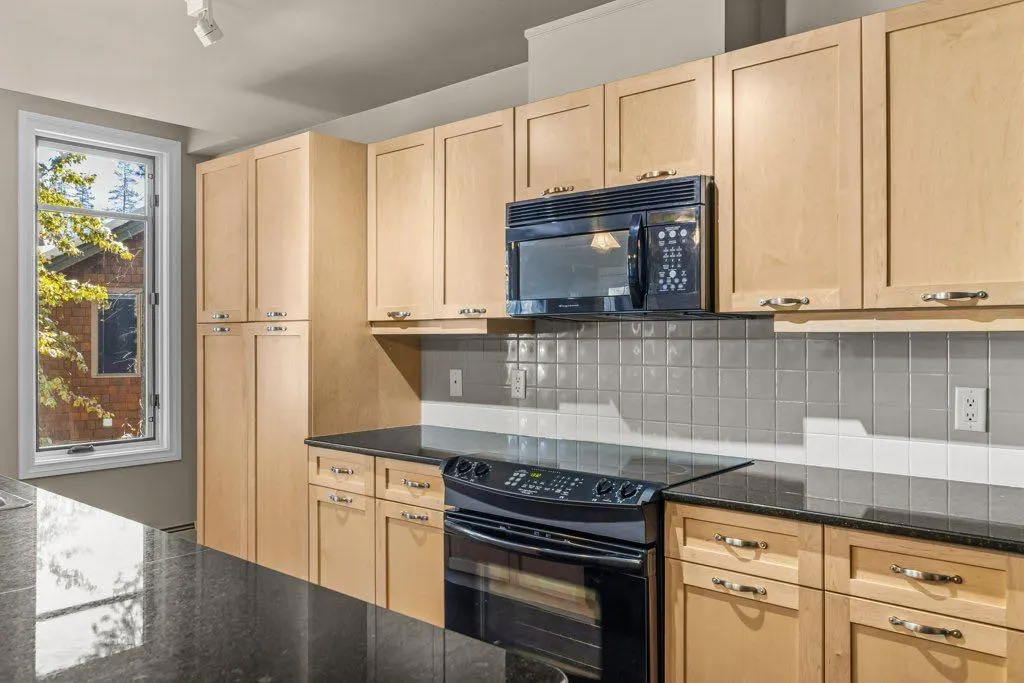 140 Stonecreek Road, #106