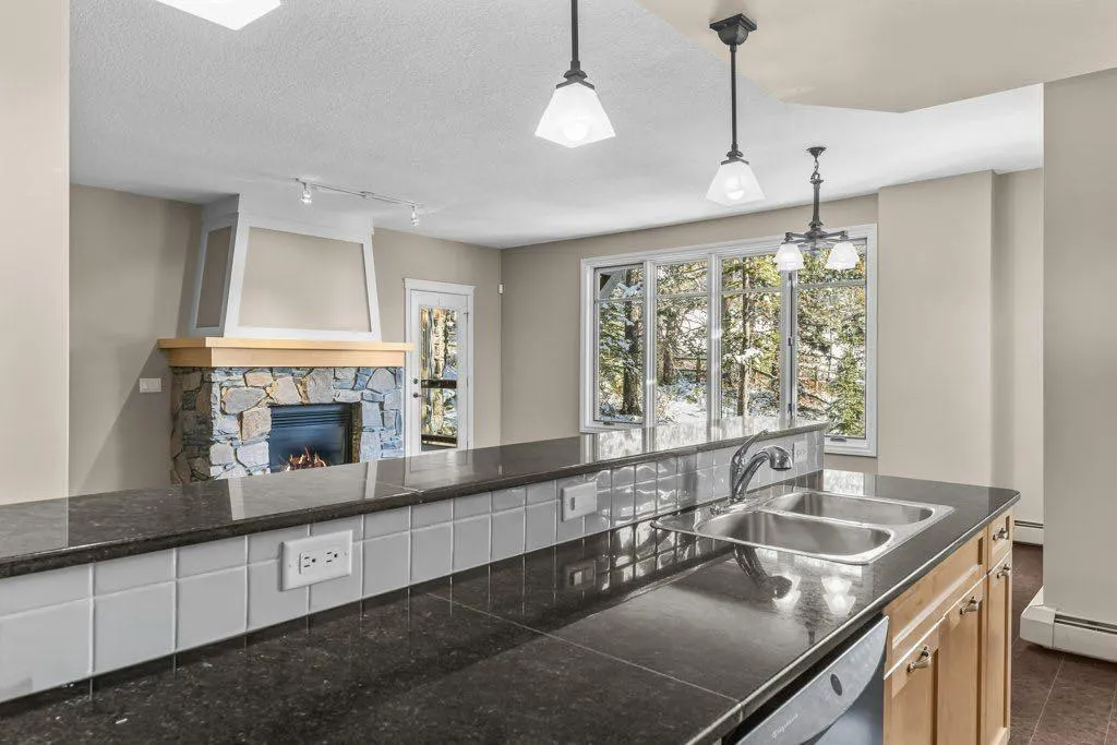 140 Stonecreek Road, #106