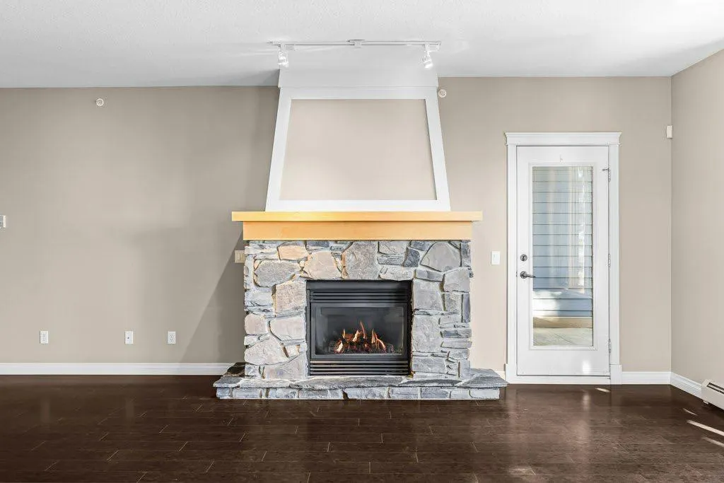 140 Stonecreek Road, #106