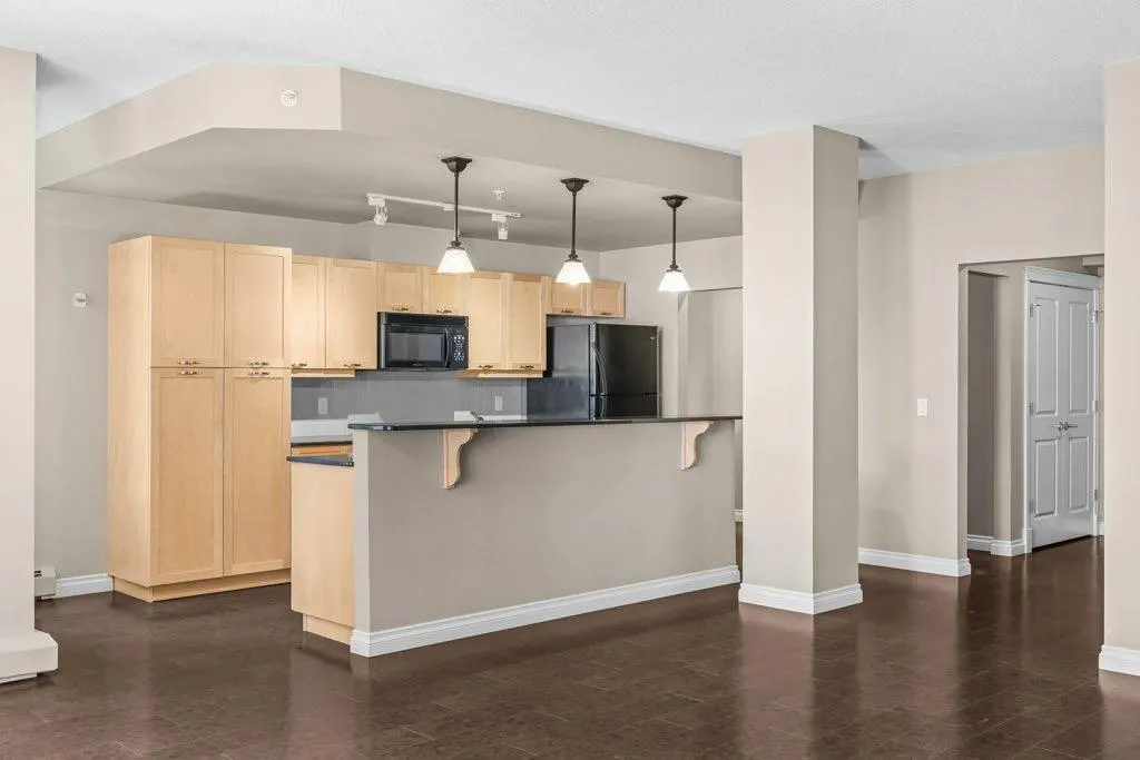 140 Stonecreek Road, #106