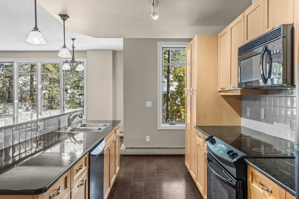 140 Stonecreek Road, #106