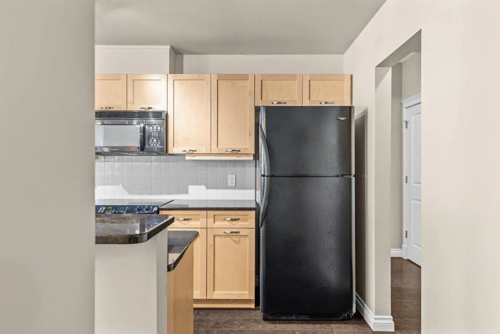 140 Stonecreek Road, #106