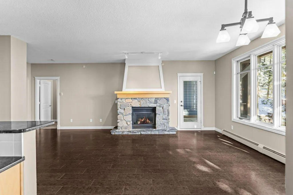 140 Stonecreek Road, #106