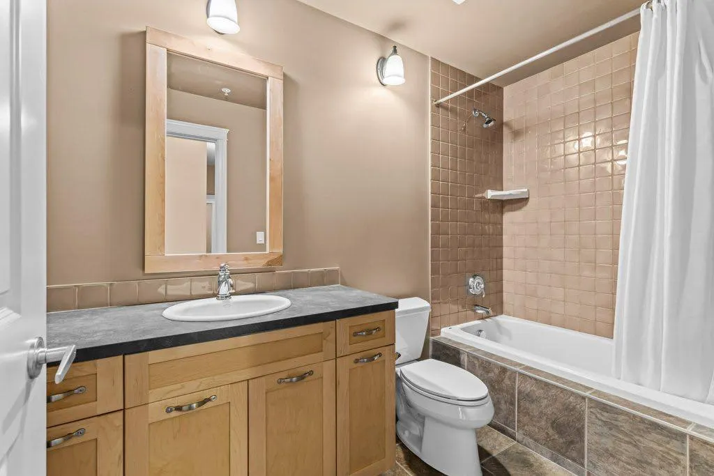 140 Stonecreek Road, #106