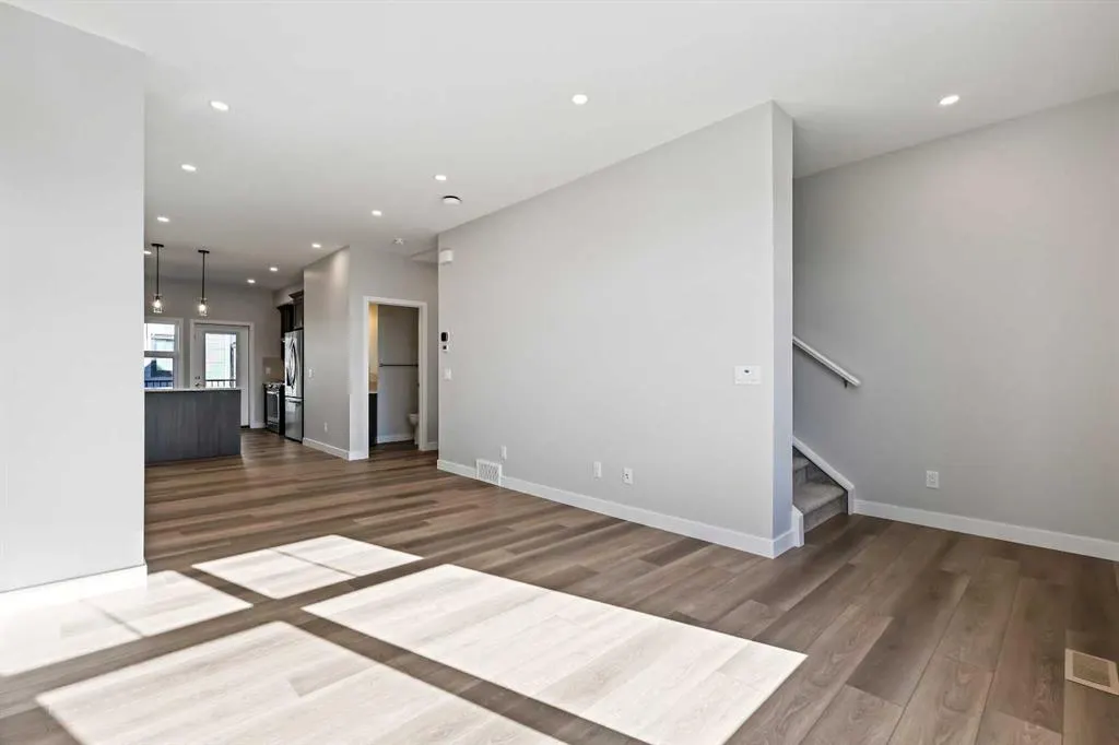 611 Mahogany Road SE