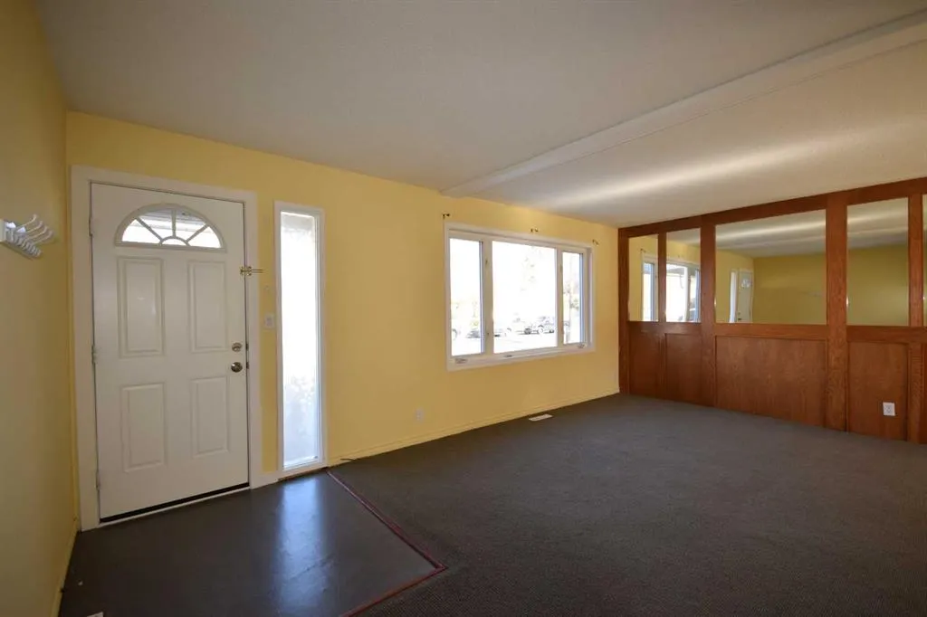 5823 57 Street, #111