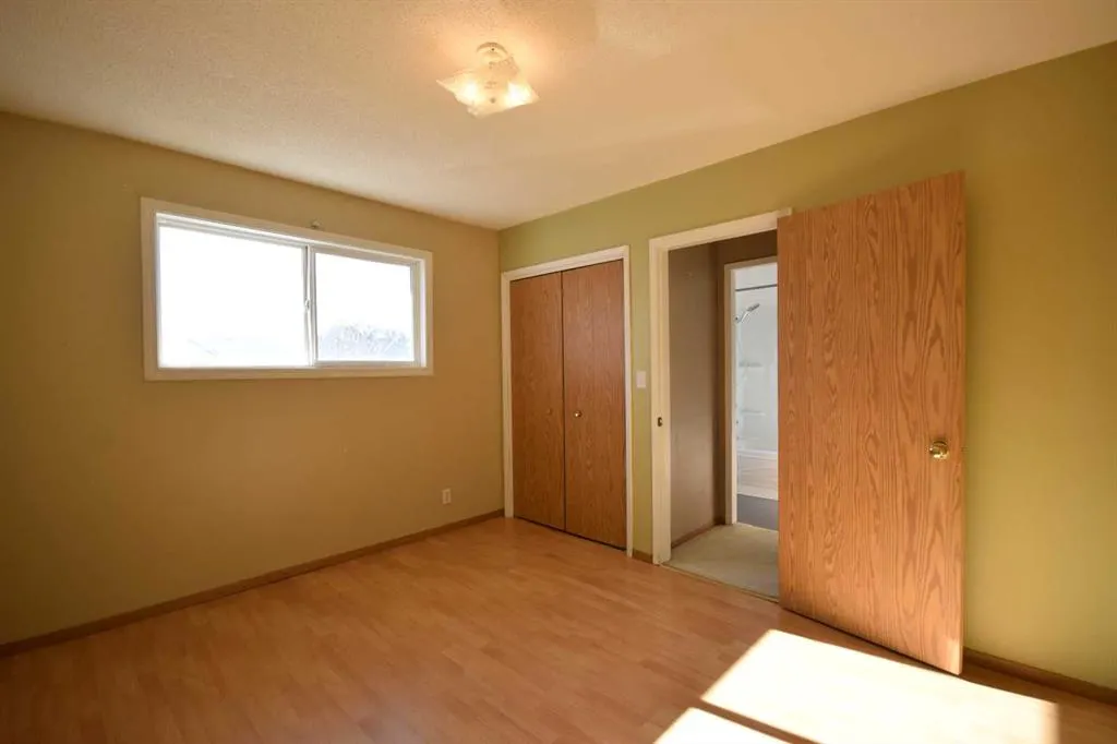 5823 57 Street, #111