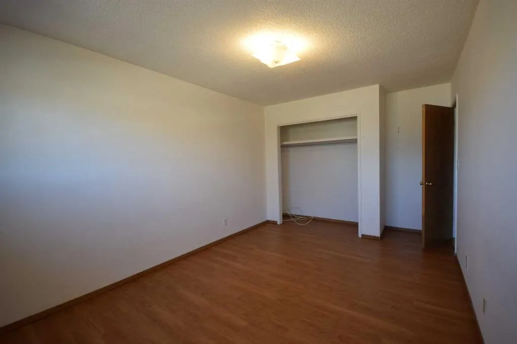 5823 57 Street, #111