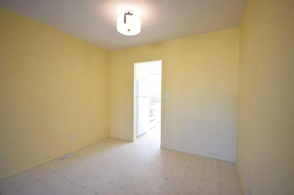 5823 57 Street, #111
