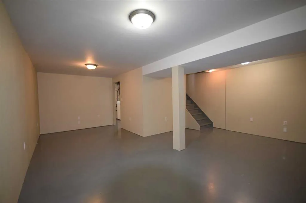 5823 57 Street, #111