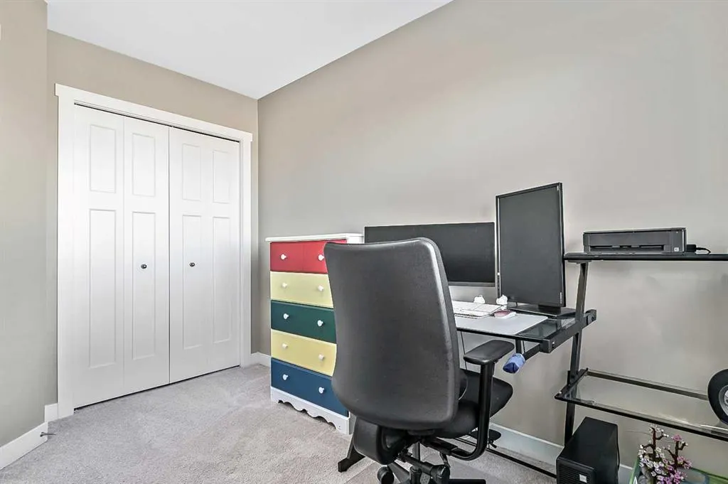 108 Skyview Ranch Grove NE