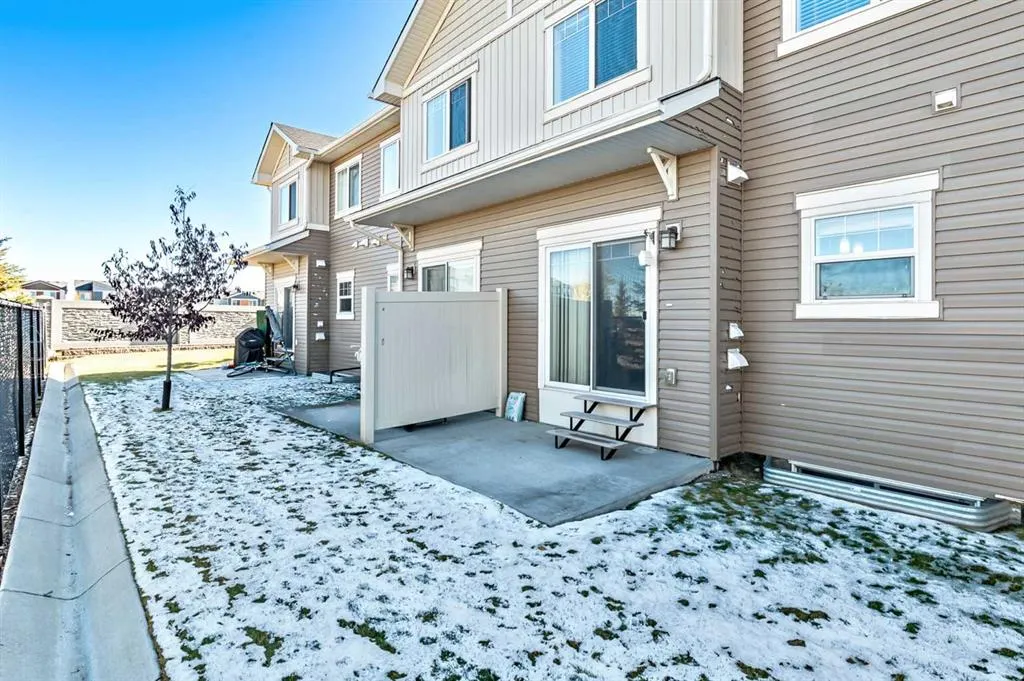 108 Skyview Ranch Grove NE
