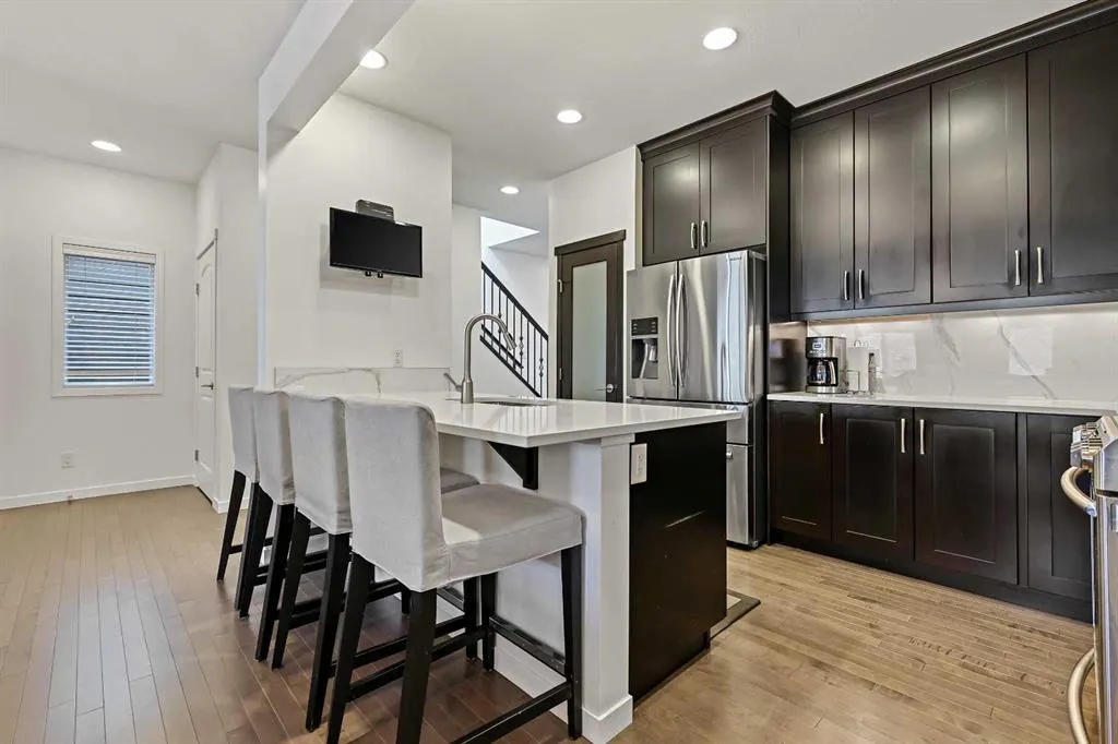 409 Marquis Heights SE