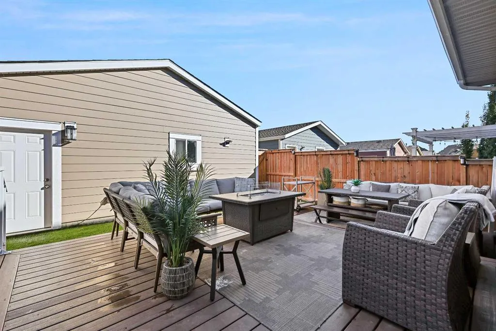 409 Marquis Heights SE